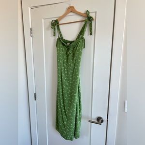 Billabong shoulder tie midi dress - green with floral print